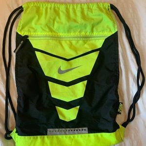 Nike drawstring bag